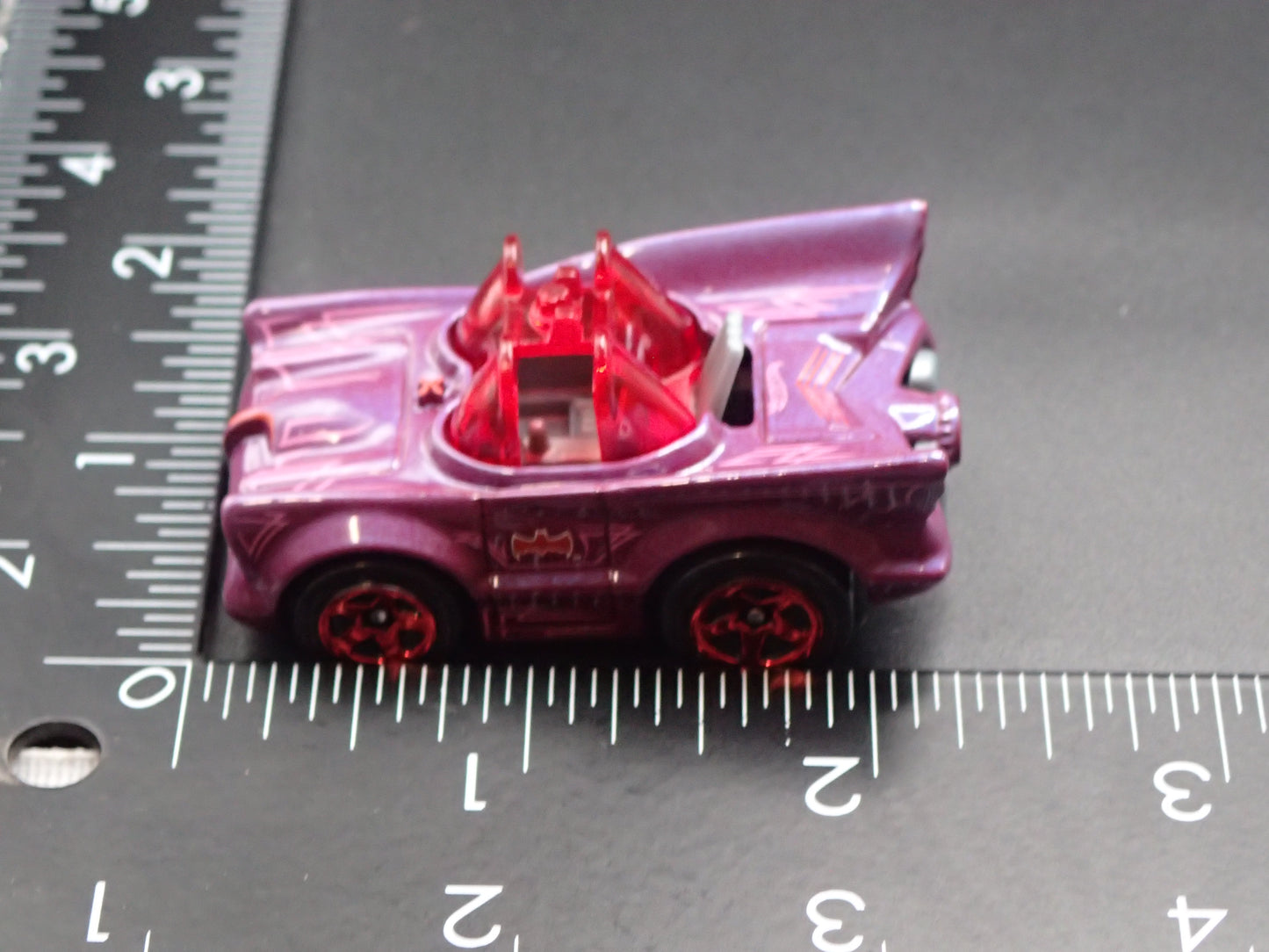 1966 66 BATMAN BATMOBILE ADAM WEST TV 1/64 SCALE COLLECTIBLE DIECAST MODEL CAR