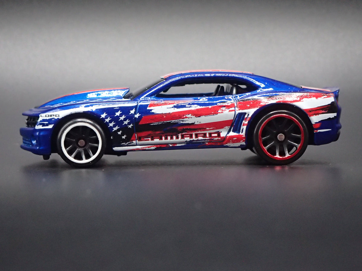 2010 -2015 CHEVY CHEVROLET COPO CAMARO BLUE 1:64 SCALE DIORAMA DIECAST MODEL CAR