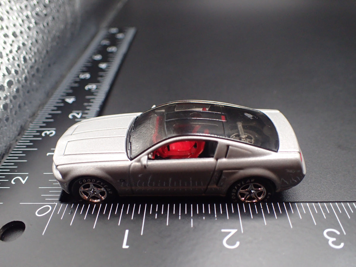 2004 04 FORD MUSTANG GT CONCEPT SILVER 1:64 SCALE COLLECTIBLE DIECAST MODEL CAR