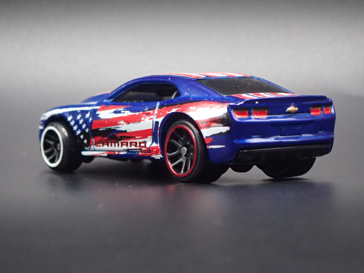 2010 -2015 CHEVY CHEVROLET COPO CAMARO BLUE 1:64 SCALE DIORAMA DIECAST MODEL CAR