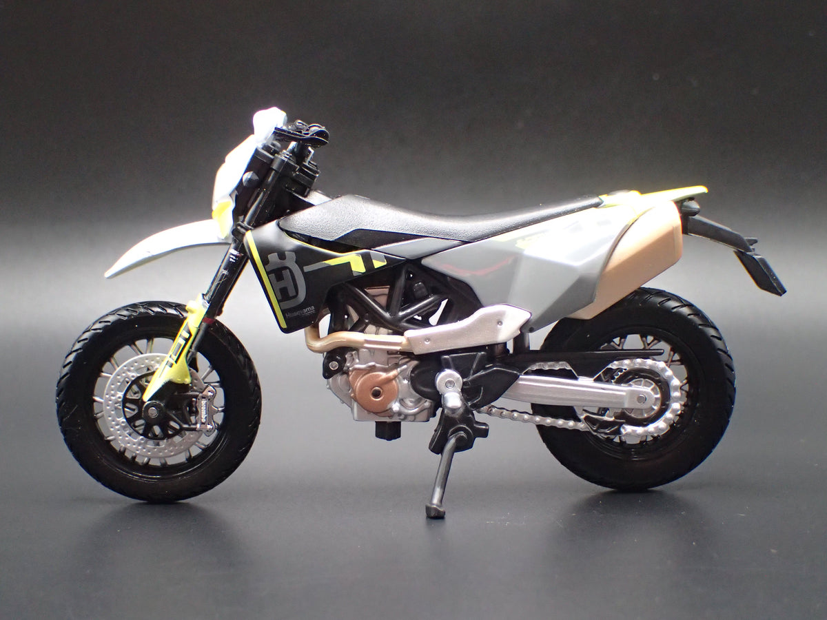 HUSQVARNA 701 SUPERMOTO BIKE MOTORCYCLE GRAY 1/18 SCALE DIECAST MODEL BIKE