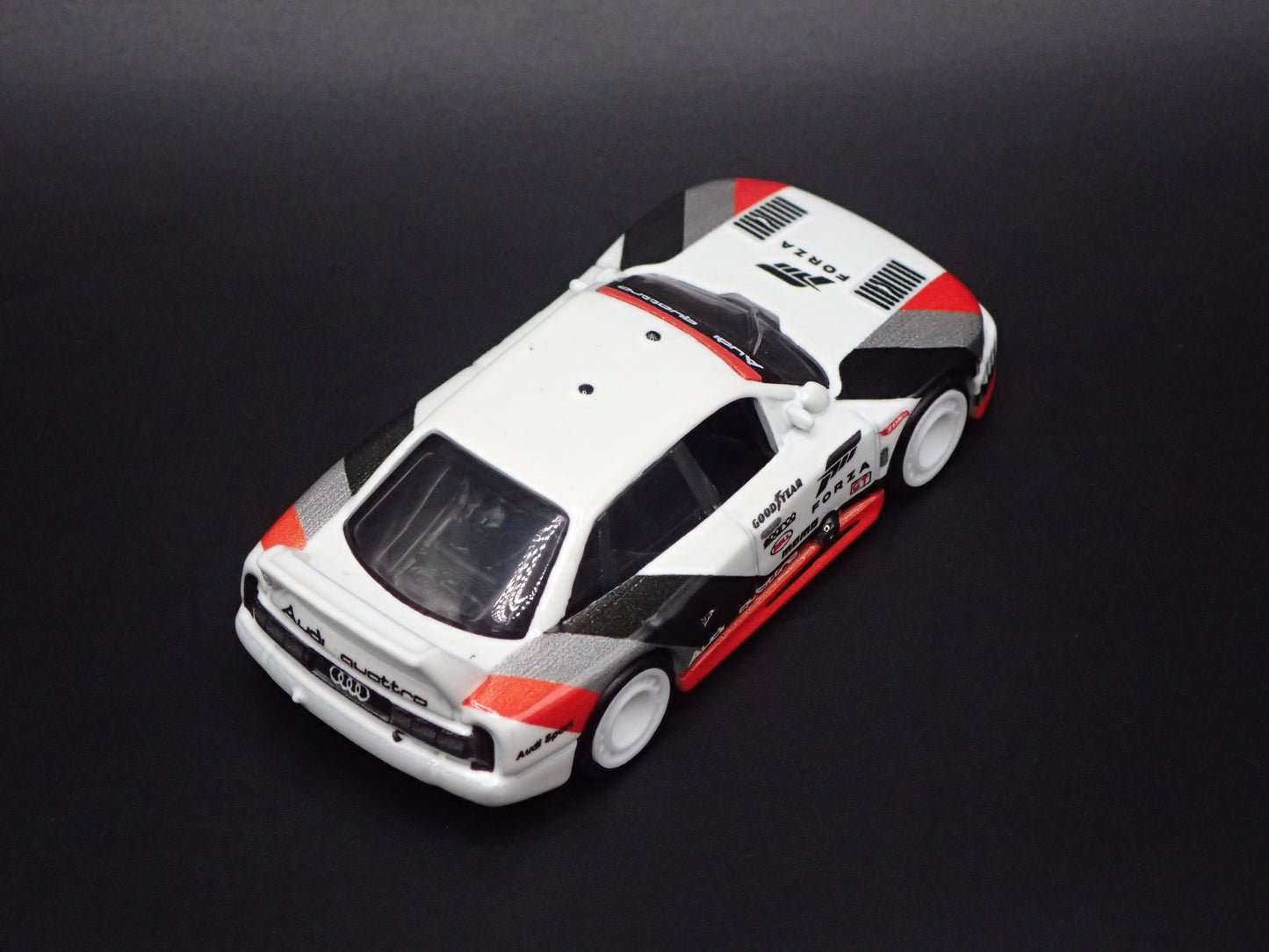 AUDI 90 QUATTRO IMSA RACE CAR 1:64 SCALE COLLECTIBLE DIORAMA DIECAST MODEL CAR