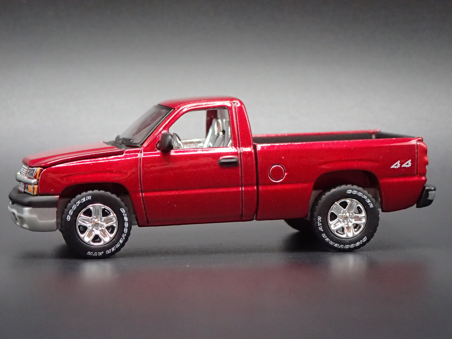 2003-2006 CHEVY CHEVROLET SILVERADO TRUCK SS CATEYE 1:64 SCALE DIECAST MODEL CAR