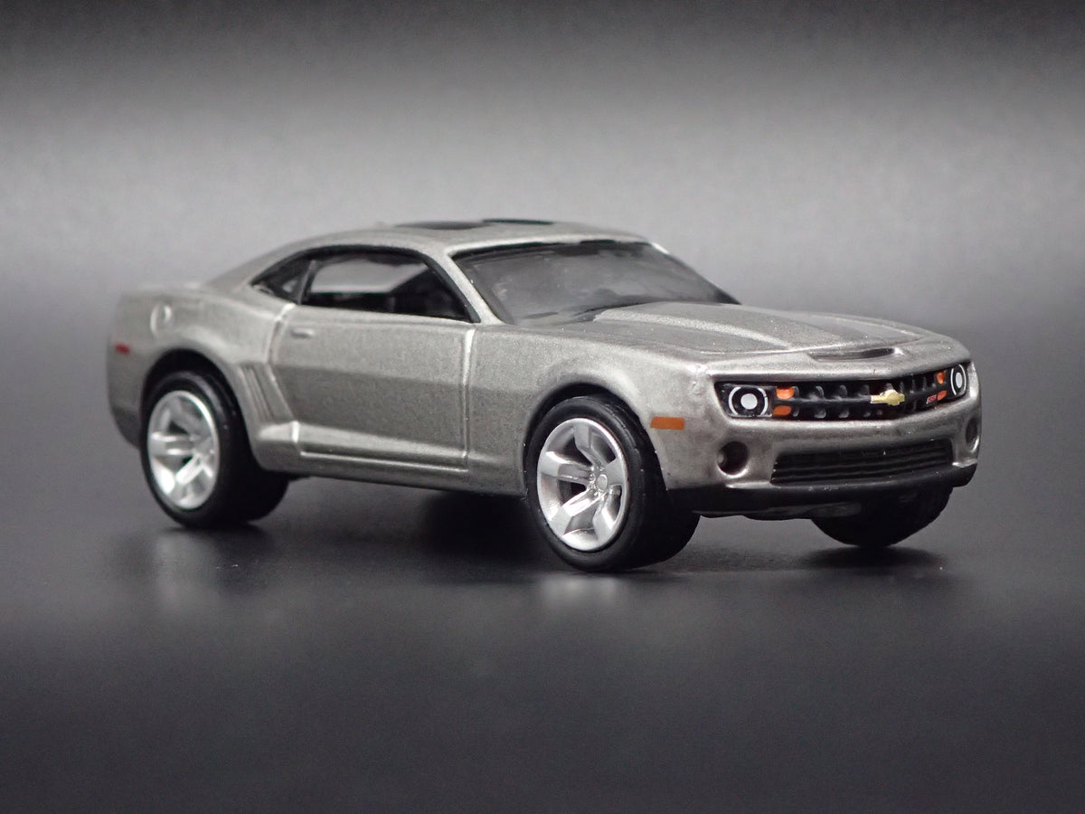 2010-2015 CHEVY CHEVROLET CAMARO GRAY 1:64 SCALE DIORAMA DIECAST MODEL CAR