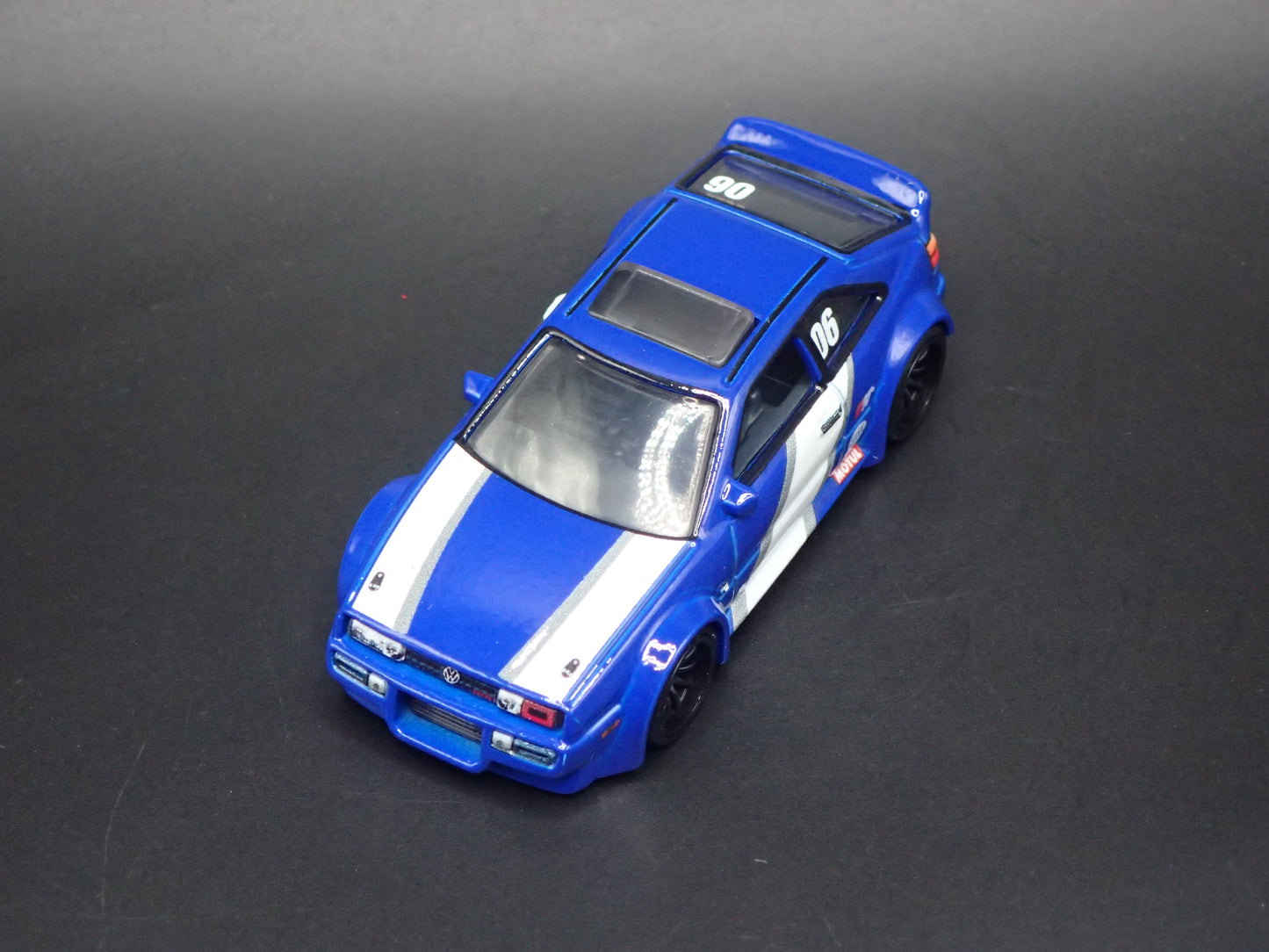1988-1995 VW VOLKSWAGEN CORRADO VR6 BLUE 1:64 SCALE DIORAMA DIECAST MODEL CAR