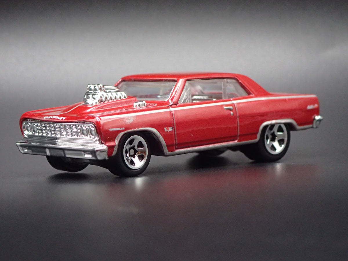 1964 64 CHEVY CHEVROLET CHEVELLE SS RED 1/64 SCALE COLLECTIBLE DIECAST MODEL CAR