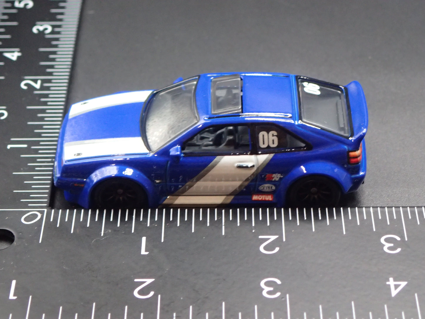 1988-1995 VW VOLKSWAGEN CORRADO VR6 BLUE 1:64 SCALE DIORAMA DIECAST MODEL CAR