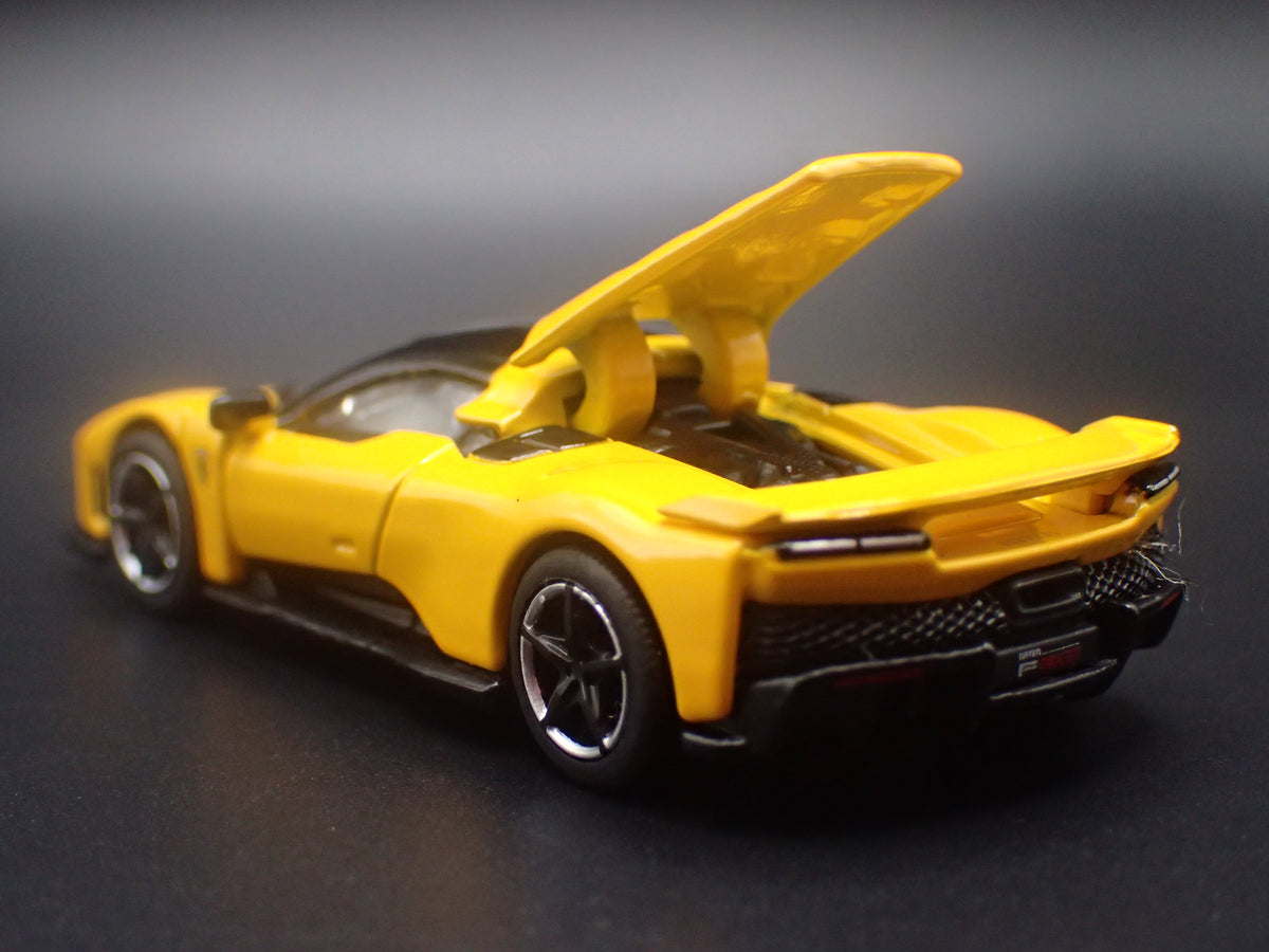 2025-2027 FERRARI F80 YELLOW 1:64 SCALE COLLECTIBLE DIORAMA DIECAST MODEL CAR