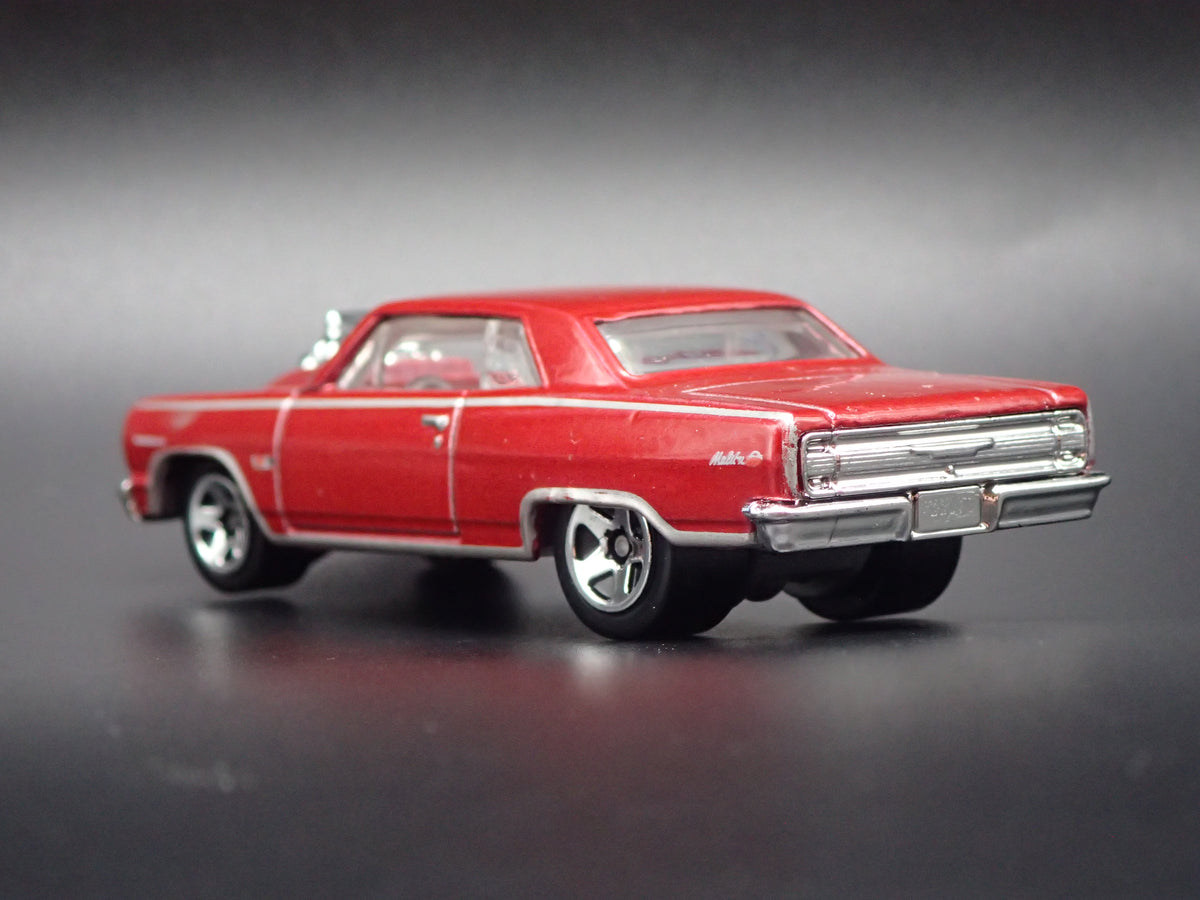 1964 64 CHEVY CHEVROLET CHEVELLE SS RED 1/64 SCALE COLLECTIBLE DIECAST MODEL CAR