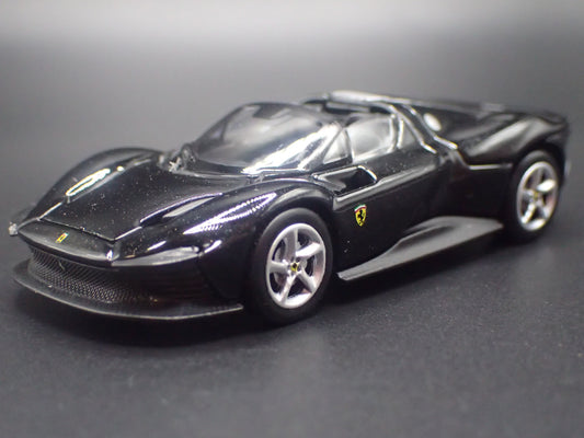 2023 23 FERRARI DAYTONA SP3 BLACK 1:64 SCALE COLLECTIBLE DIORAMA DIECAST MODEL CAR-Burning Rubber Toy Company