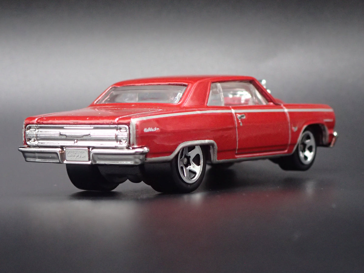 1964 64 CHEVY CHEVROLET CHEVELLE SS RED 1/64 SCALE COLLECTIBLE DIECAST MODEL CAR