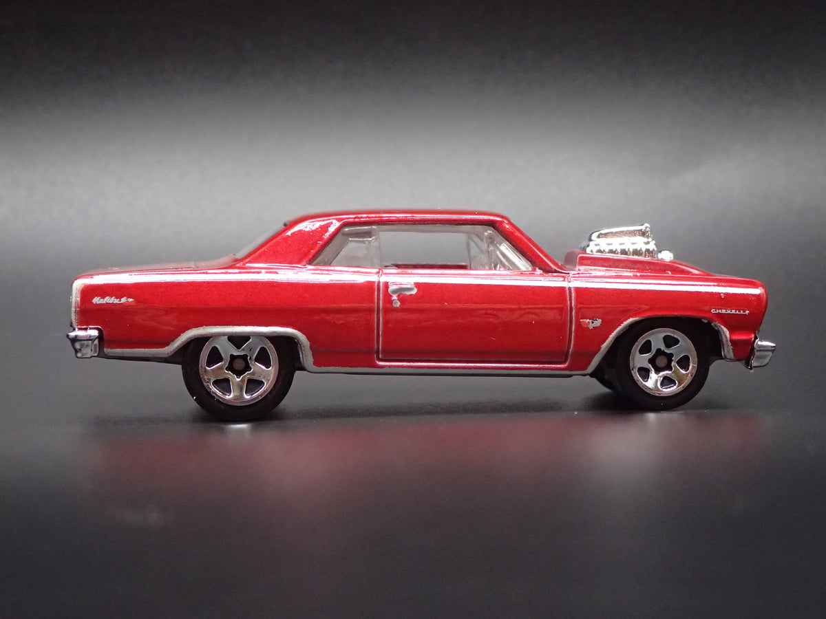 1964 64 CHEVY CHEVROLET CHEVELLE SS RED 1/64 SCALE COLLECTIBLE DIECAST MODEL CAR