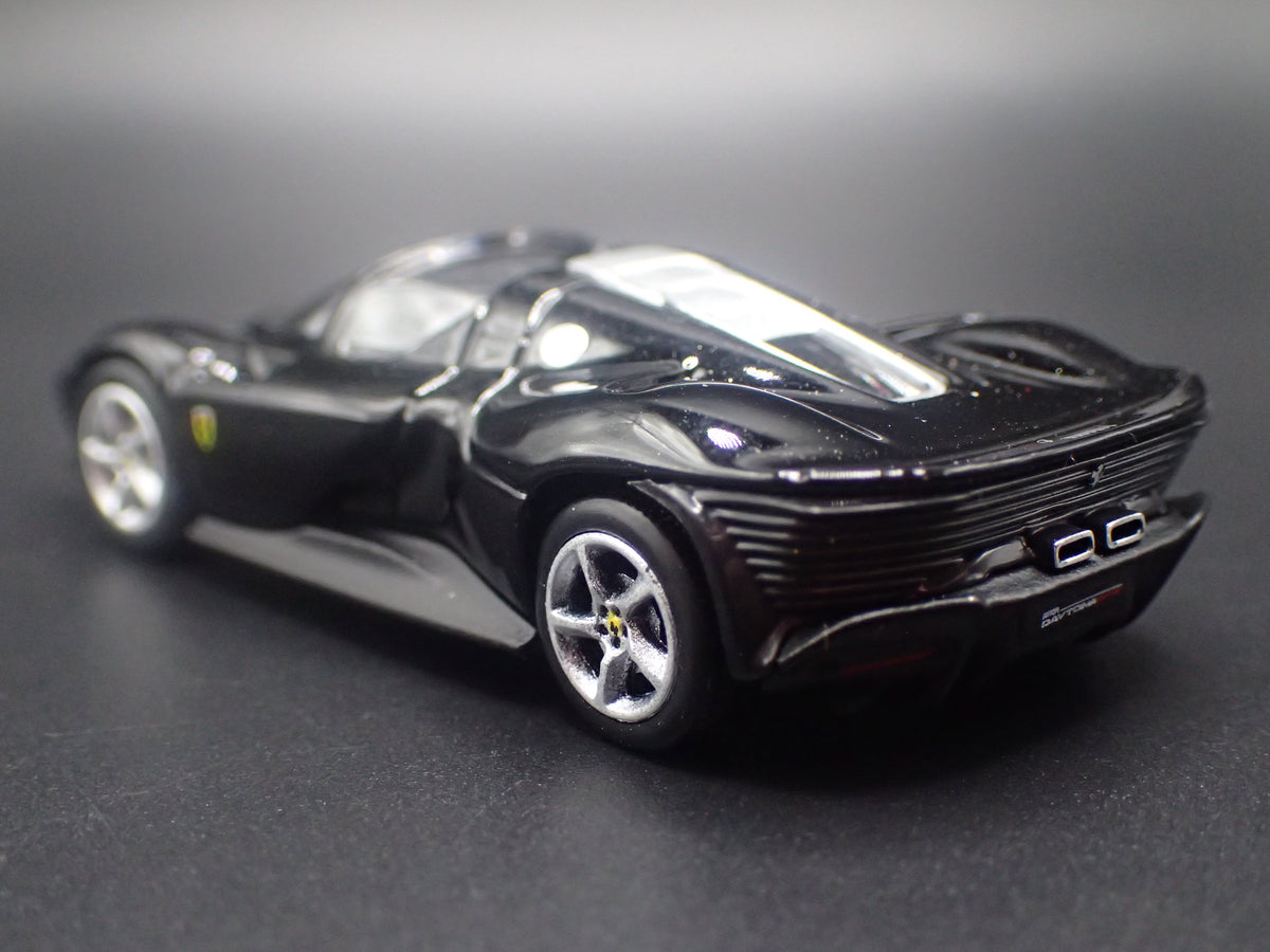 2023 23 FERRARI DAYTONA SP3 BLACK 1:64 SCALE COLLECTIBLE DIORAMA DIECAST MODEL CAR