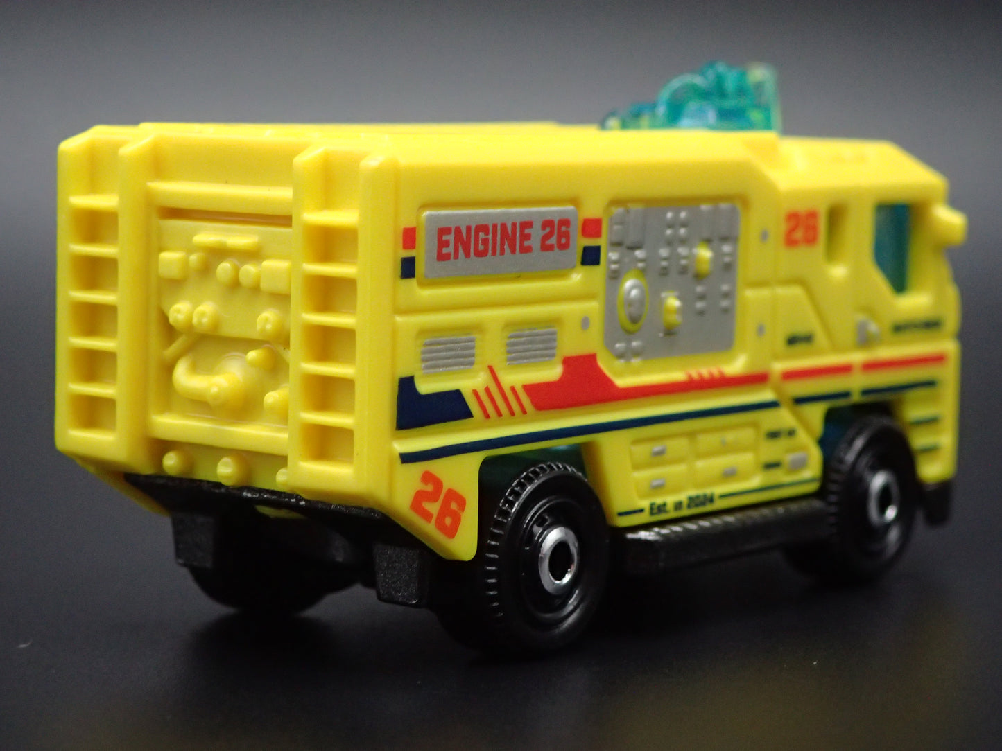 FIRE ENGINE TRUCK BLAZE BUSTER II YELLOW 1:64 MB SCALE DIORAMA DIECAST MODEL CAR