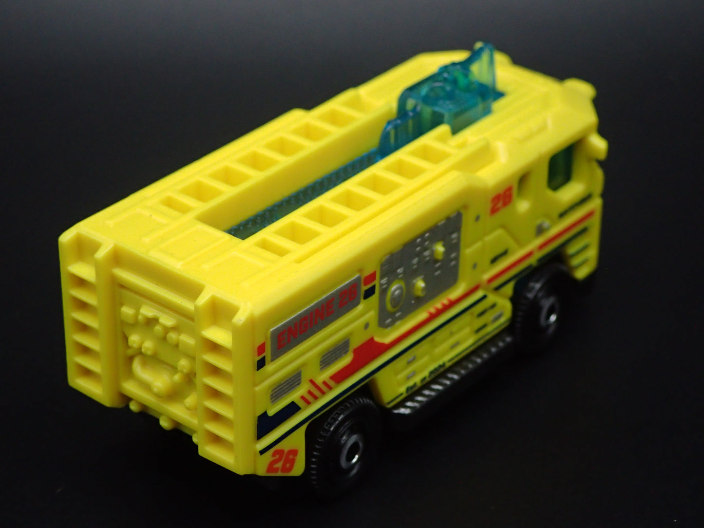 FIRE ENGINE TRUCK BLAZE BUSTER II YELLOW 1:64 MB SCALE DIORAMA DIECAST MODEL CAR