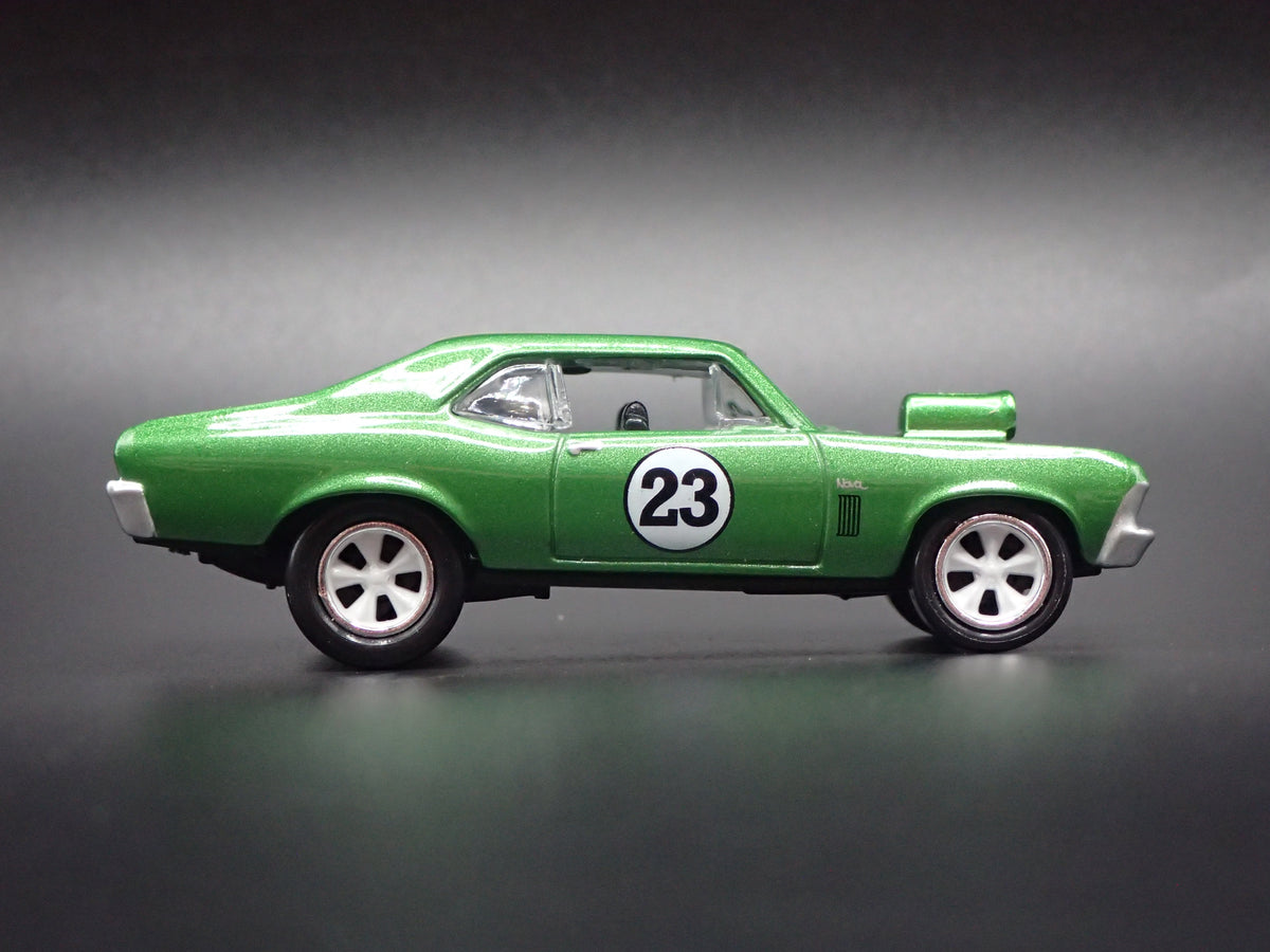 1969 69 CHEVY CHEVROLET NOVA SS GREEN 1:64 SCALE DIORAMA DIECAST MODEL CAR