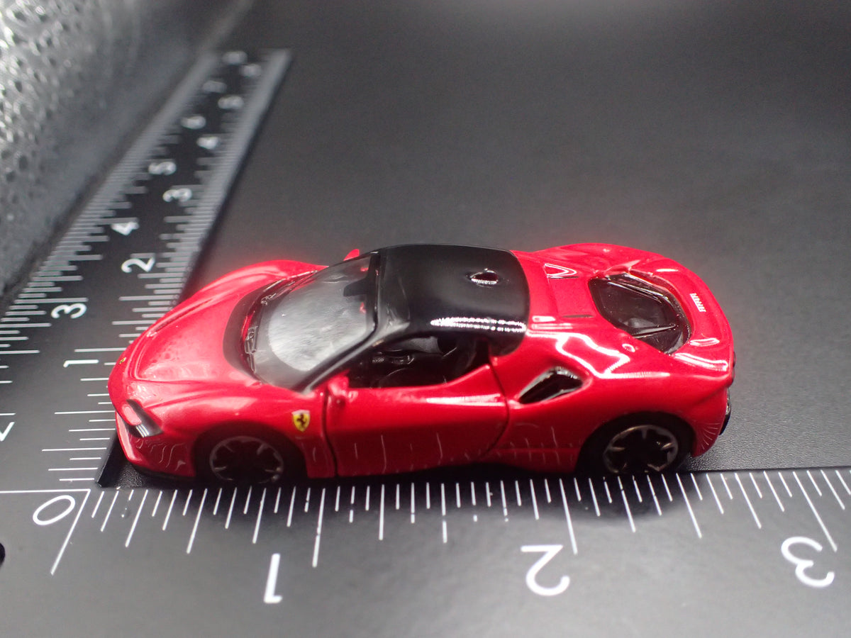 2020-2025 FERRARI SF90 STRADALE 1:64 SCALE COLLECTIBLE DIORAMA DIECAST MODEL CAR
