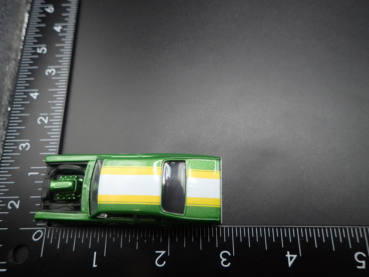 1969 69 CHEVY CHEVROLET NOVA SS GREEN 1:64 SCALE DIORAMA DIECAST MODEL CAR