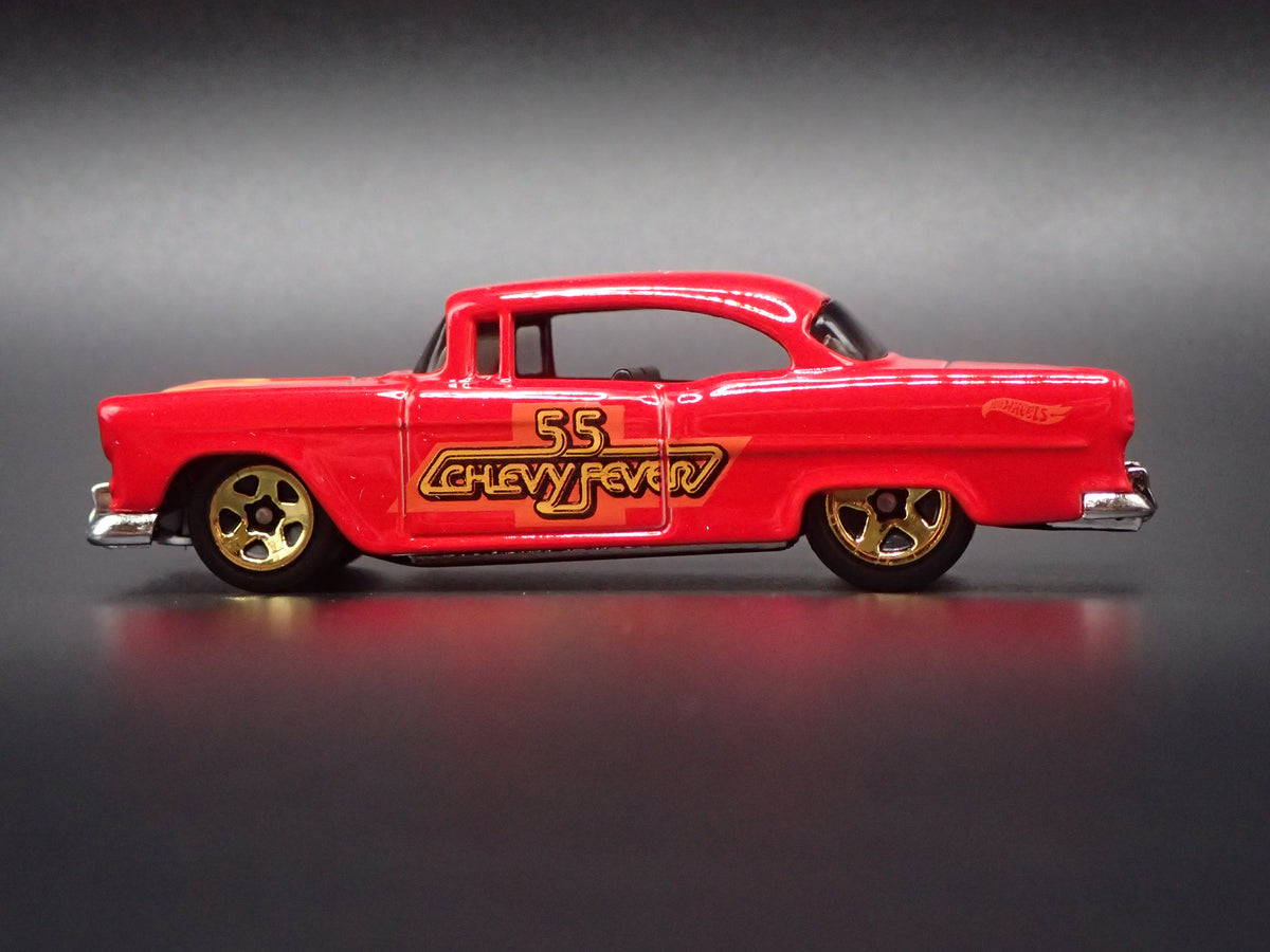 1955 55 CHEVY CHEVROLET BEL AIR 1:64 SCALE COLLECTIBLE DIORAMA DIECAST MODEL CAR