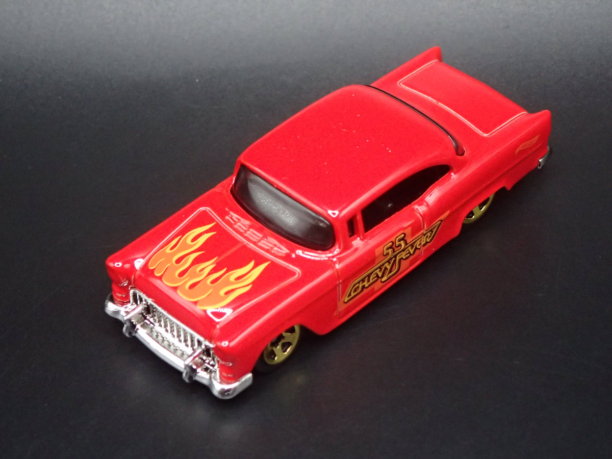 1955 55 CHEVY CHEVROLET BEL AIR 1:64 SCALE COLLECTIBLE DIORAMA DIECAST MODEL CAR