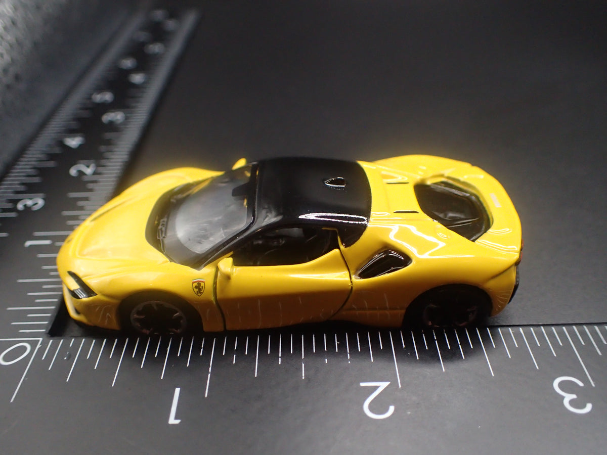 2020-2025 FERRARI SF90 STRADALE 1:64 SCALE COLLECTIBLE DIORAMA DIECAST MODEL CAR