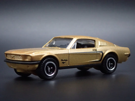 1968 68 FORD MUSTANG FASTBACK GOLD 1:64 SCALE DIORAMA DIECAST MODEL CAR