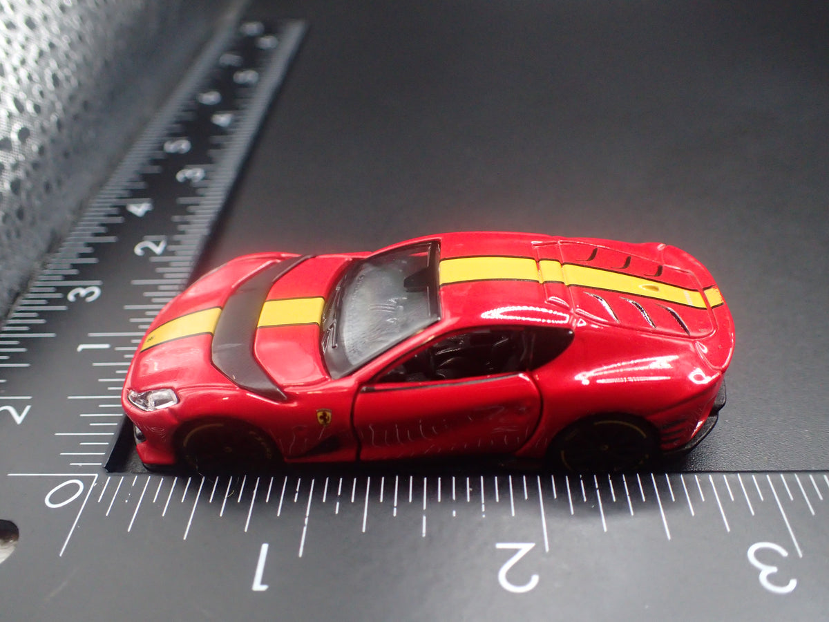 2017-2024 FERRARI 812 COMPETIZIONE 1:64 SCALE COLLECTIBLE DIORAMA DIECAST MODEL CAR