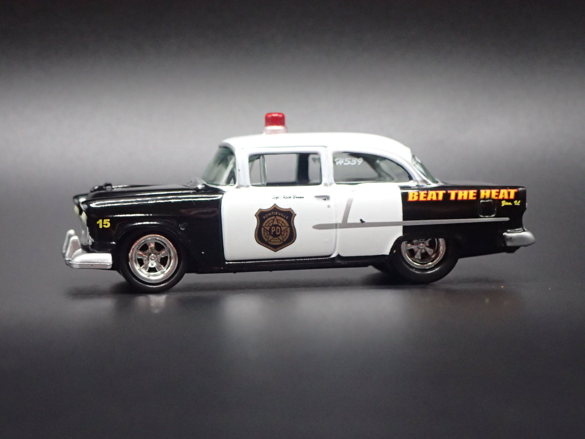1955 55 CHEVY CHEVROLET BEL AIR POLICE 1:64 SCALE DIORAMA DIECAST MODEL CAR