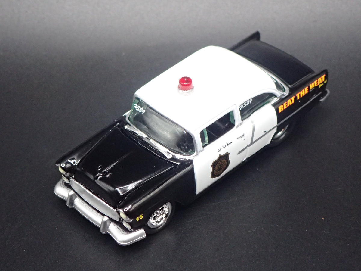 1955 55 CHEVY CHEVROLET BEL AIR POLICE 1:64 SCALE DIORAMA DIECAST MODEL CAR