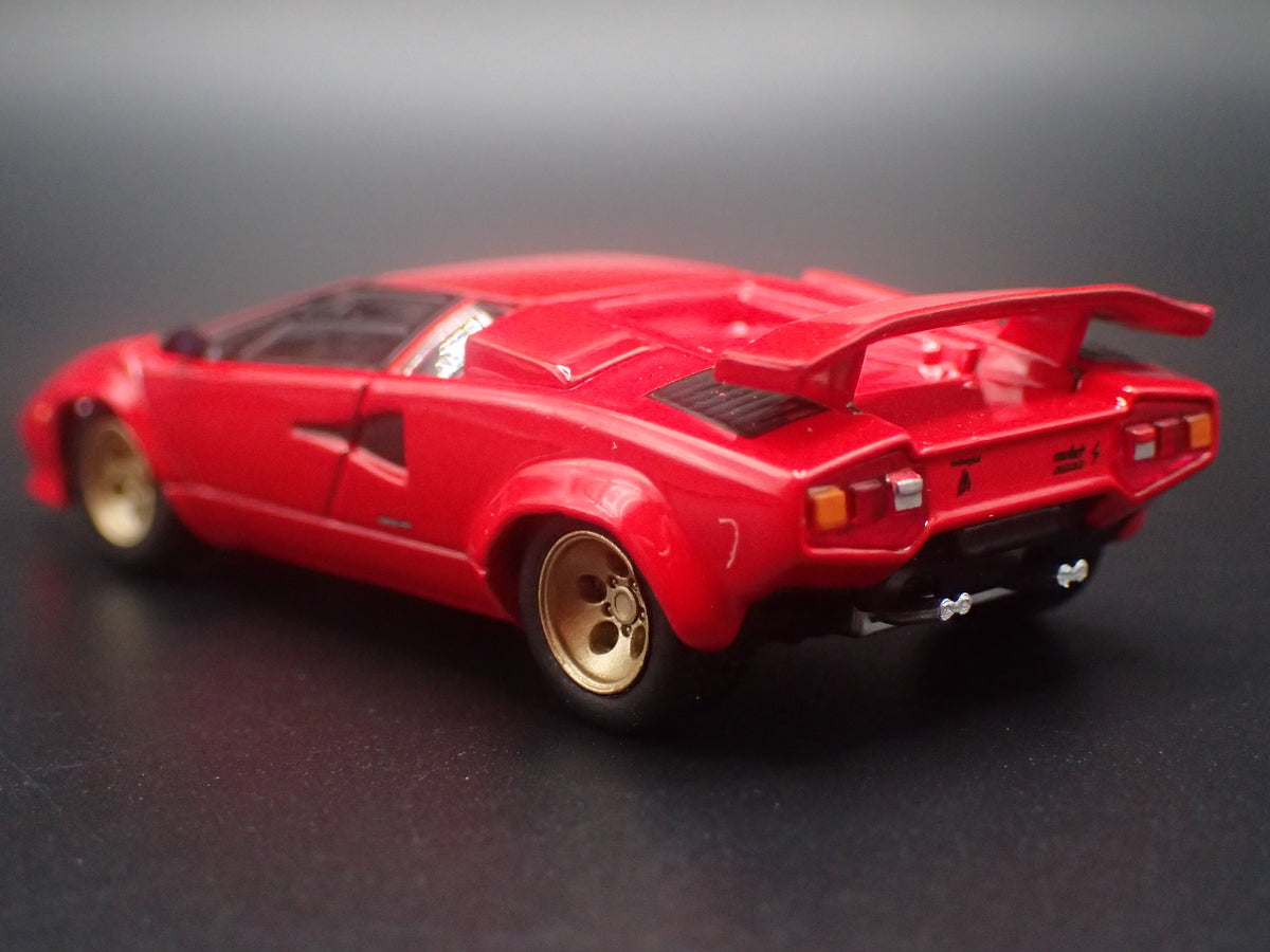LAMBORGHINI COUNTACH RED 1:64 SCALE COLLECTIBLE DIORAMA DIECAST MODEL CAR