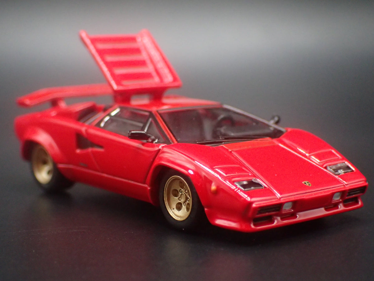 LAMBORGHINI COUNTACH RED 1:64 SCALE COLLECTIBLE DIORAMA DIECAST MODEL CAR
