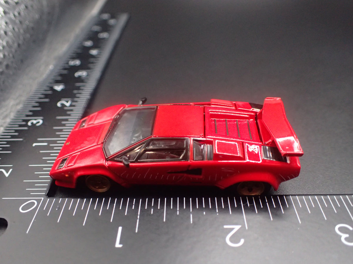 LAMBORGHINI COUNTACH RED 1:64 SCALE COLLECTIBLE DIORAMA DIECAST MODEL CAR