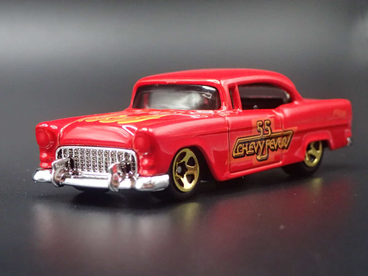 1955 55 CHEVY CHEVROLET BEL AIR 1:64 SCALE COLLECTIBLE DIORAMA DIECAST MODEL CAR
