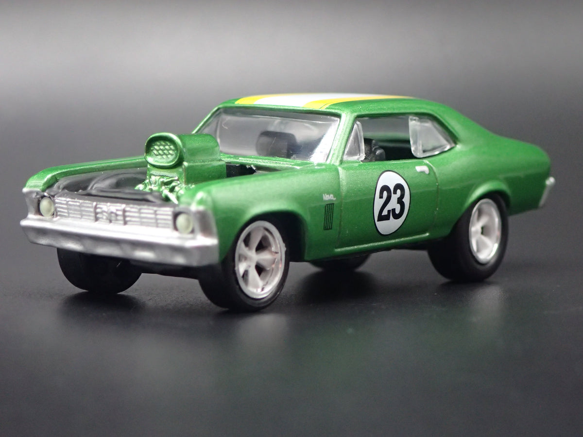 1969 69 CHEVY CHEVROLET NOVA SS GREEN 1:64 SCALE DIORAMA DIECAST MODEL CAR