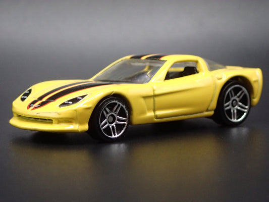 2005-2013 CHEVY CHEVROLET CORVETTE C6 YELLOW 1:64 SCALE DIORAMA DIECAST MODEL CAR-Burning Rubber Toy Company