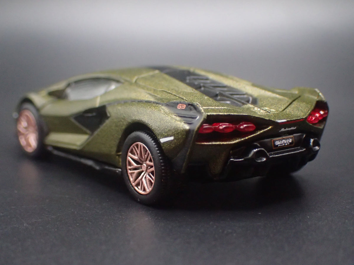 2020-2022 LAMBORGHINI SIAN FKP 37 SUPERCAR 1:64 SCALE DIORAMA DIECAST MODEL CAR