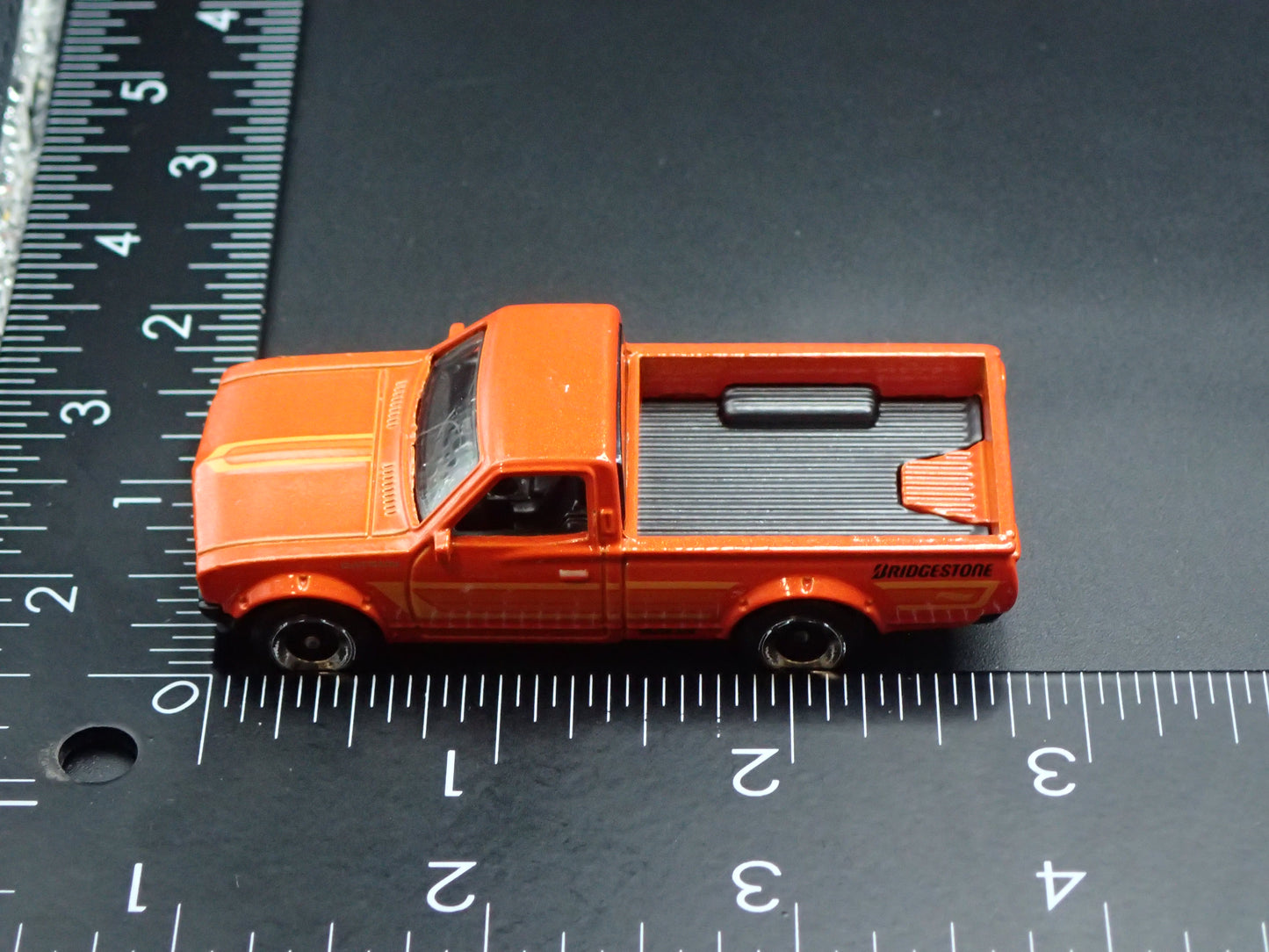1973-1979 DATSUN 620 PICKUP TRUCK JDM ORANGE 1:64 SCALE DIORAMA DIECAST MODEL CAR
