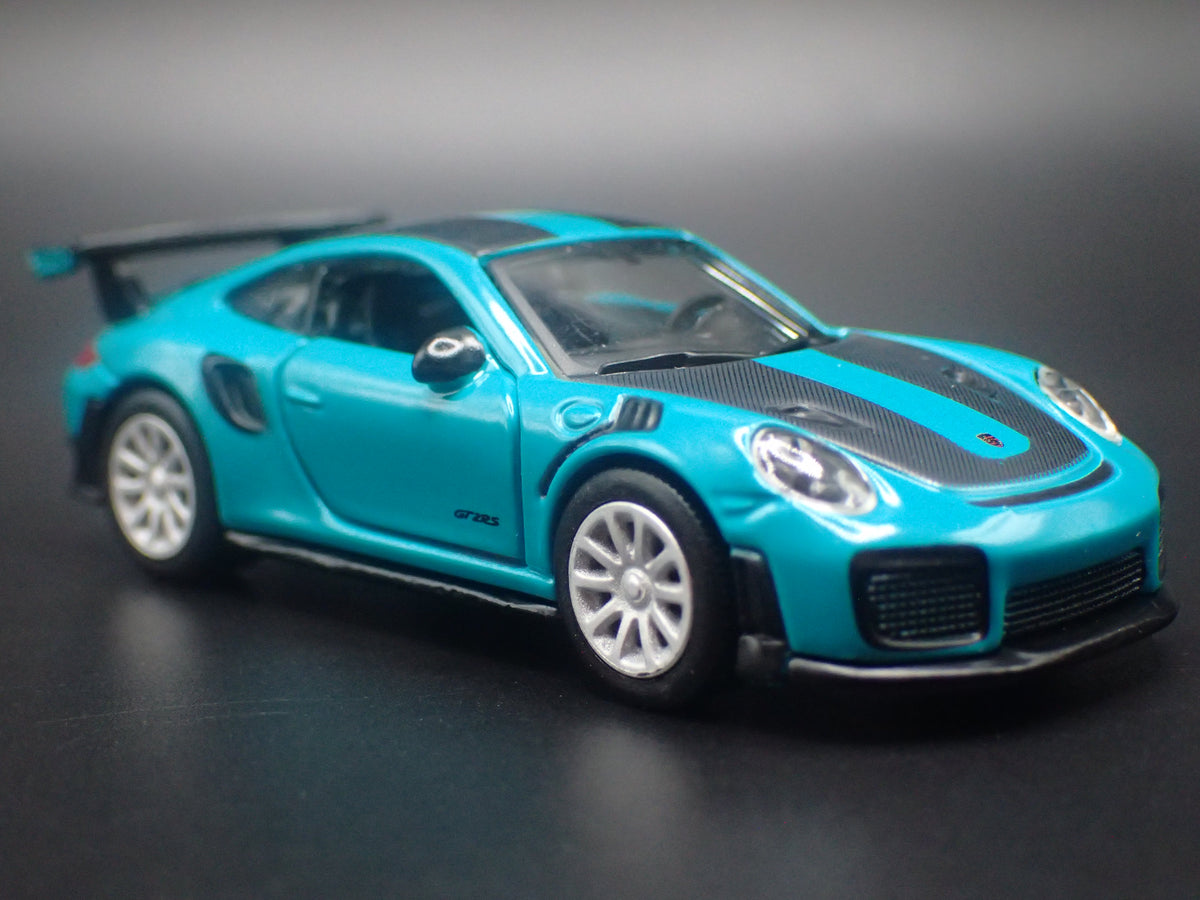 PORSCHE 911 GT2 RS BLUE 1:64 SCALE COLLECTIBLE DIORAMA DIECAST MODEL CAR