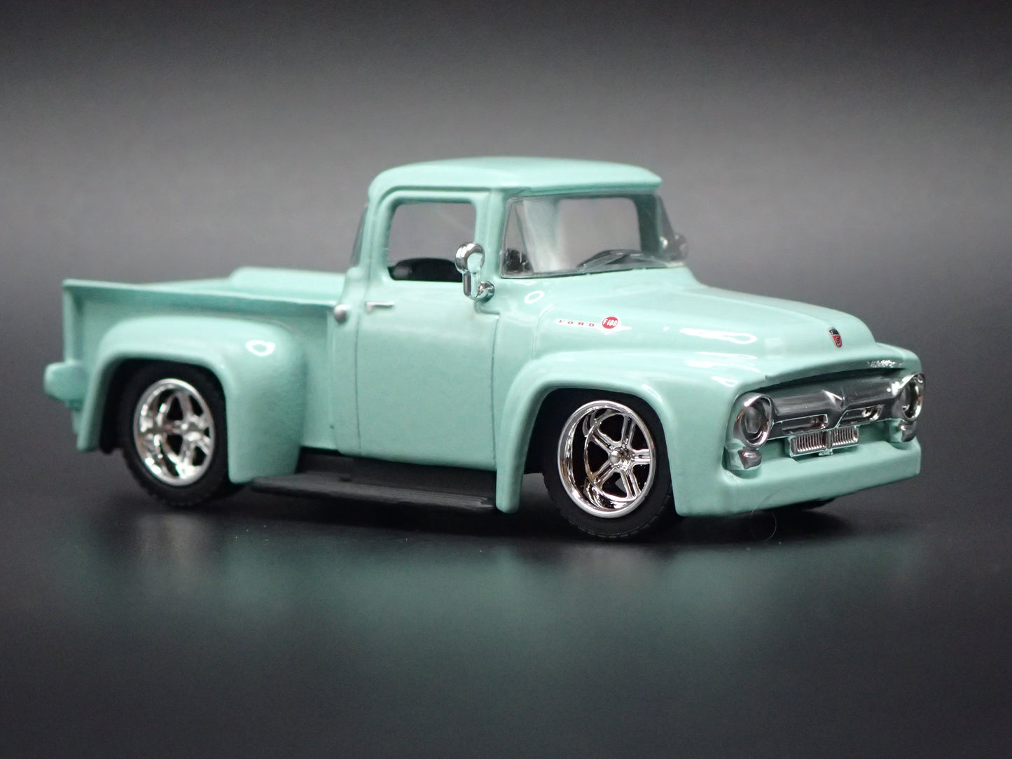 1956 56 FORD PICKUP TRUCK MINT 1:64 SCALE COLLECTIBLE DIORAMA DIECAST MODEL CAR