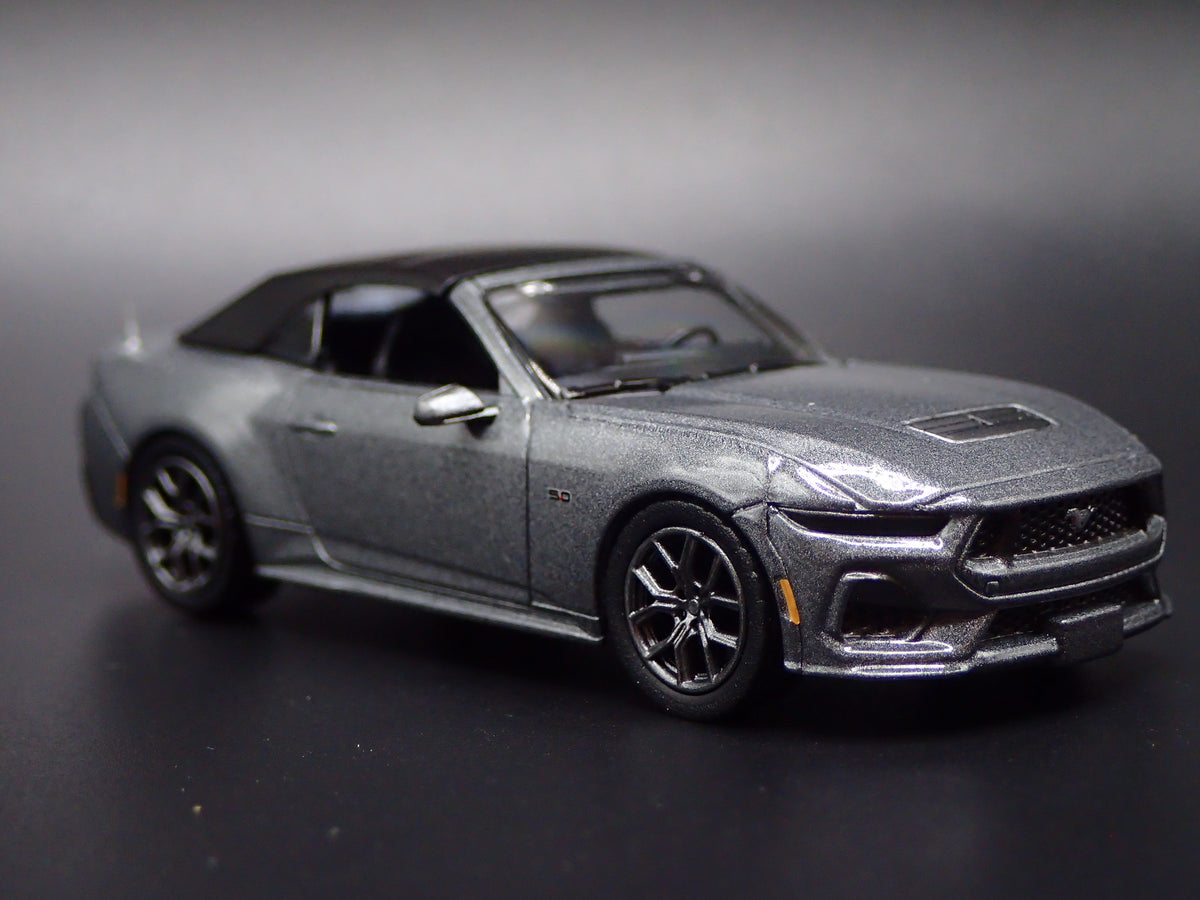 2024-2026 FORD MUSTANG GT CONVERTIBLE 1:64 SCALE COLLECTIBLE DIECAST MODEL CAR