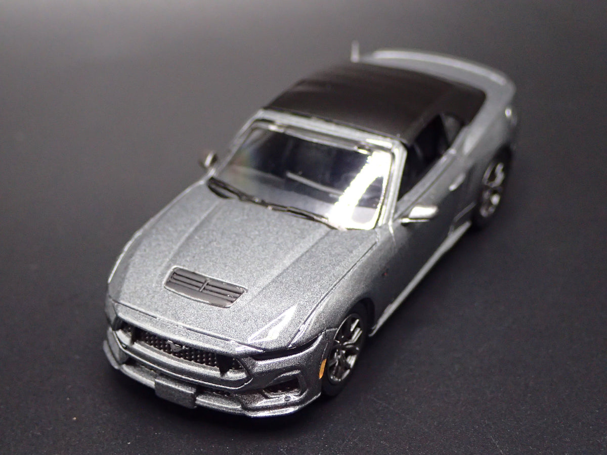 2024-2026 FORD MUSTANG GT CONVERTIBLE 1:64 SCALE COLLECTIBLE DIECAST MODEL CAR