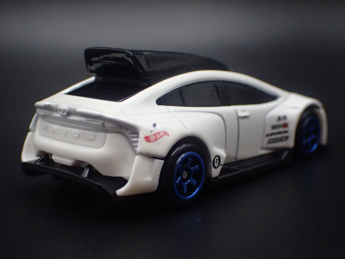 2023-2026 TOYOTA PRIUS CUSTOM 1/64 SCALE COLLECTIBLE DIORAMA DIECAST MODEL CAR