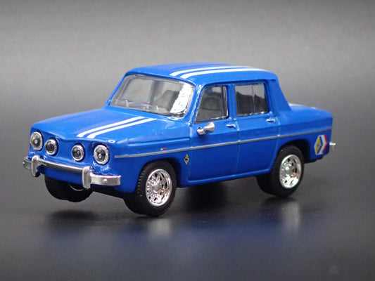 1962-1973 RENAULT R8 GORDINI 1:64 SCALE COLLECTIBLE DIORAMA DIECAST MODEL CAR