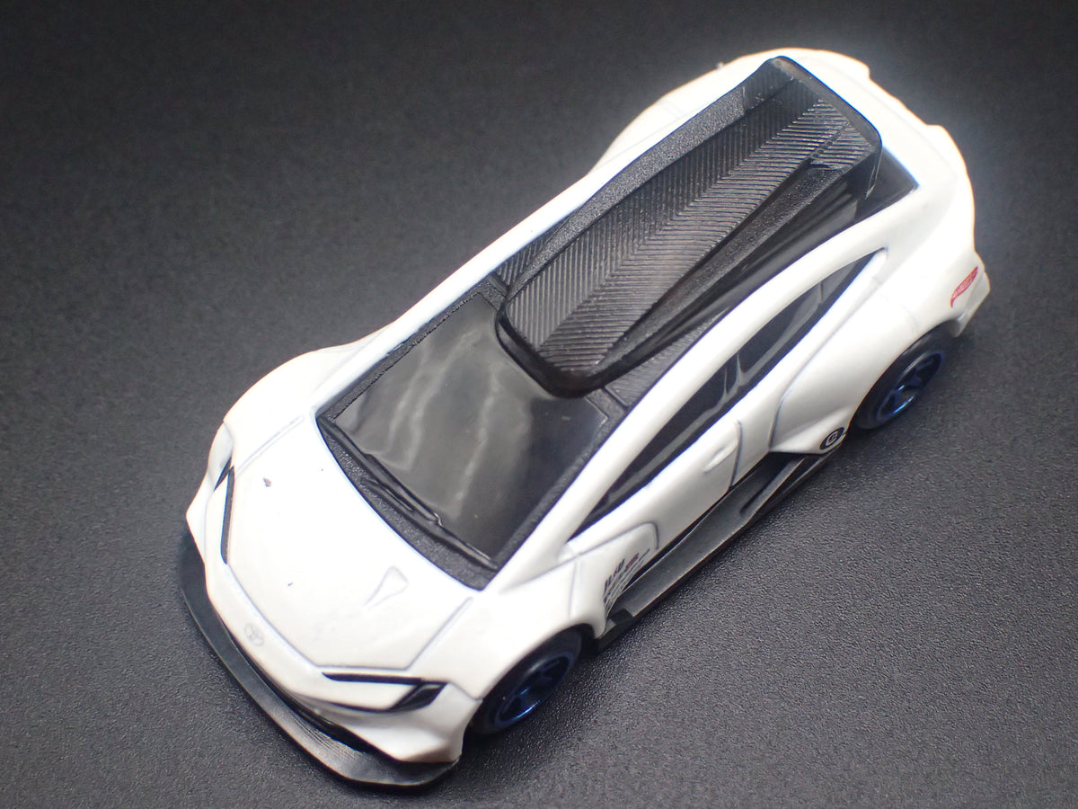 2023-2026 TOYOTA PRIUS CUSTOM 1/64 SCALE COLLECTIBLE DIORAMA DIECAST MODEL CAR