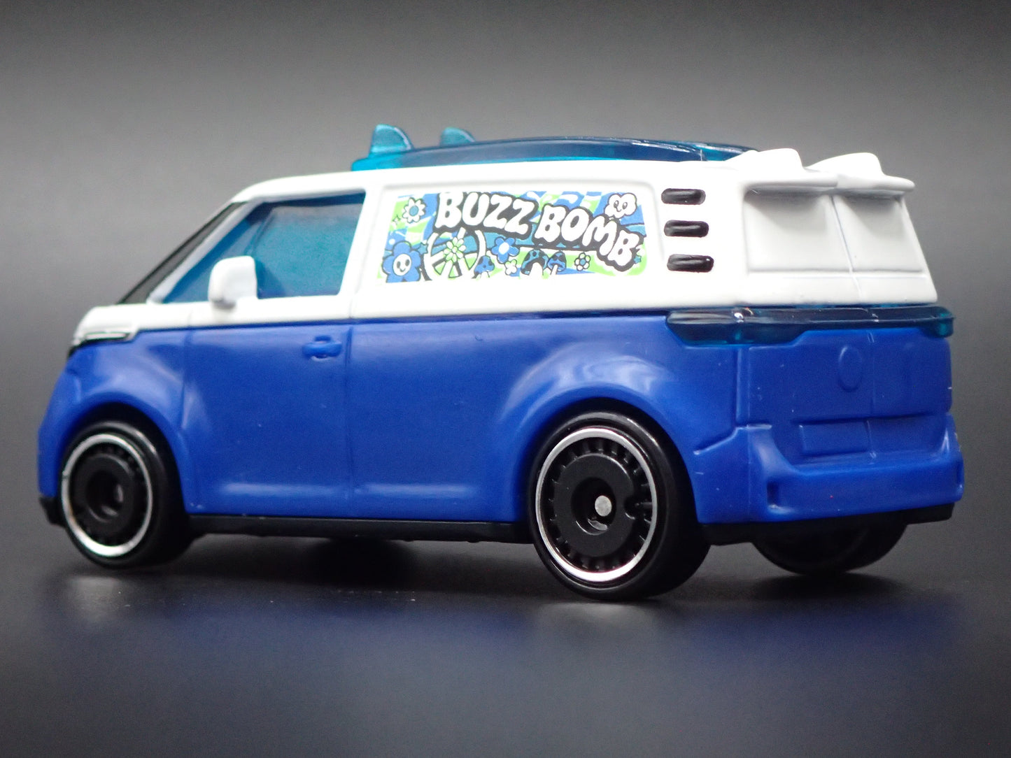2025 2026 VW VOLKSWAGEN ID BUZZ ELECTRIC CAR BLUE 1:64 SCALE DIECAST MODEL CAR