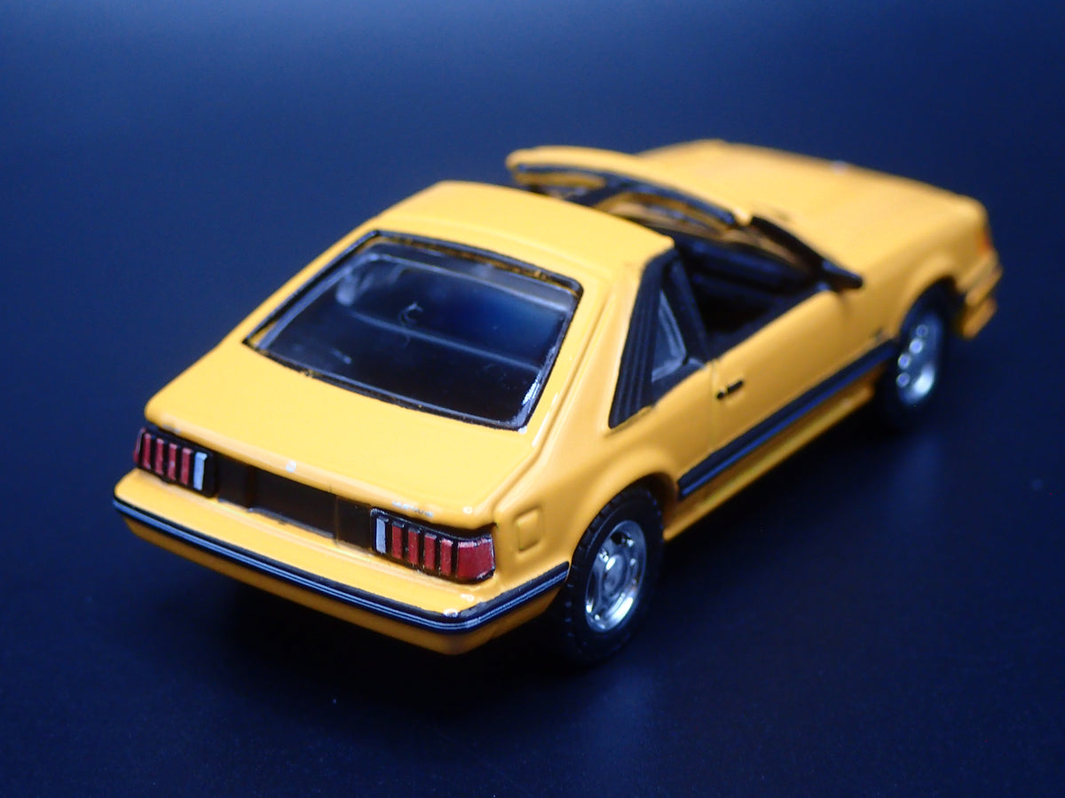 1982 82 FORD MUSTANG GT 5.0 FOX BODY 1:64 SCALE COLLECTIBLE DIECAST MODEL CAR