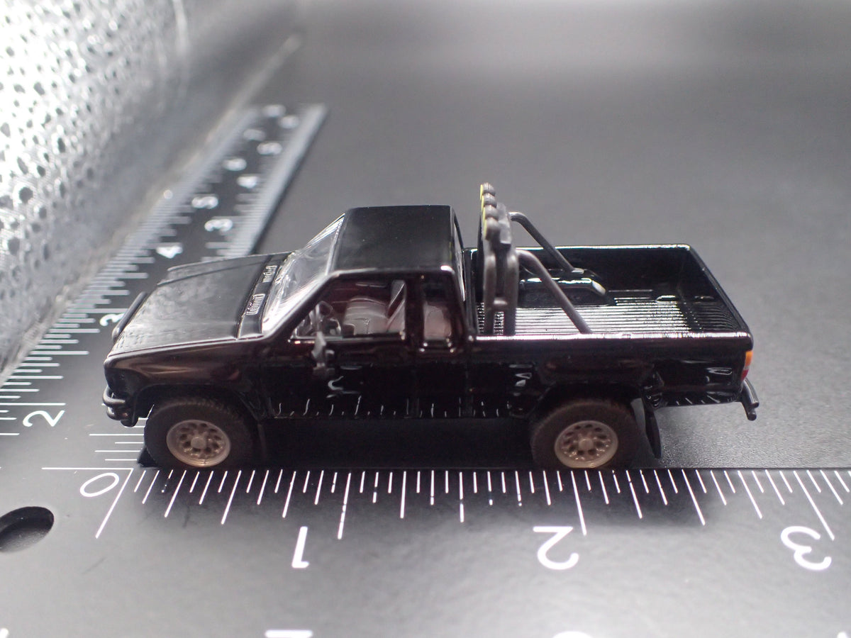 1984-1988 TOYOTA HILUX PICKUP TRUCK N60 N70 SERIES 1/64 SCALE DIECAST MODEL CAR
