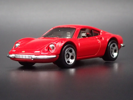 FERRARI DINO 206 GT RED 1:64 SCALE COLLECTIBLE DIORAMA DIECAST MODEL CAR