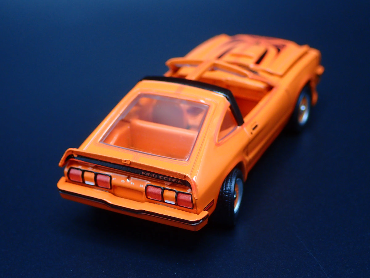 1978 78 FORD MUSTANG II KING COBRA ORANGE 1:64 SCALE COLLECTIBLE DIECAST MODEL CAR