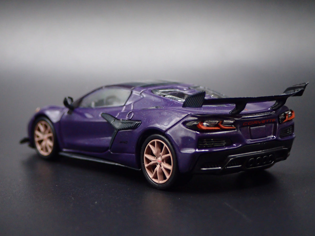 2025-2027 CHEVY CHEVROLET CORVETTE STINGRAY ZR1 1:64 SCALE DIECAST MODEL CAR